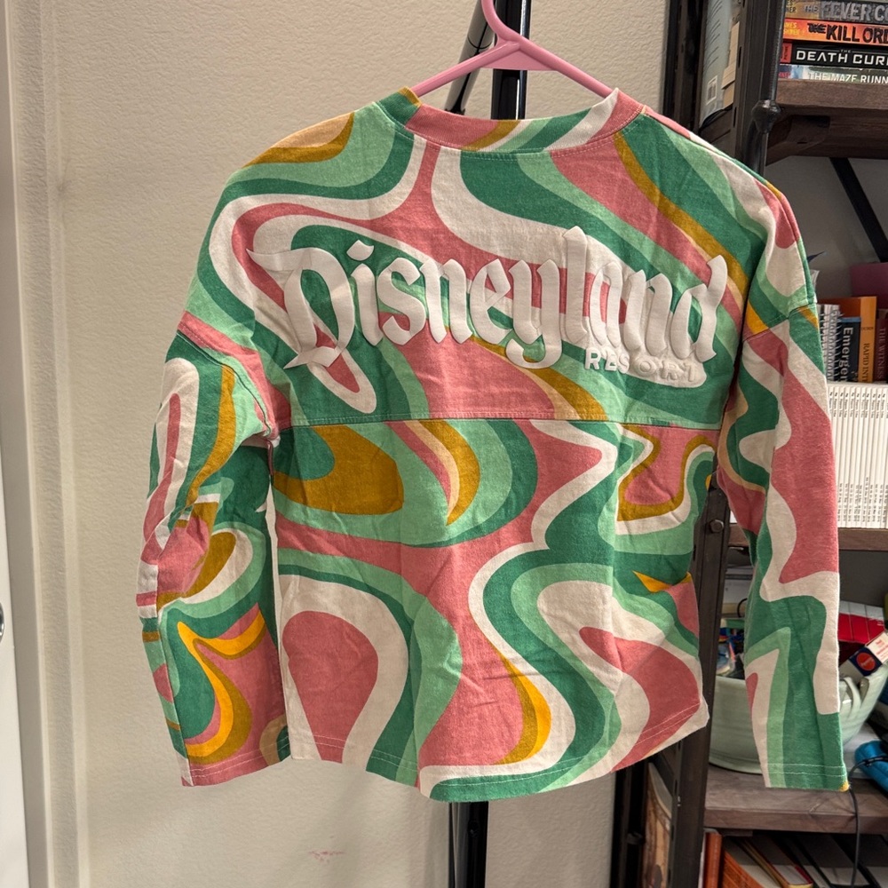 Disney Long-Sleeve Retro Swirl spirit Jersey - Pink, Green & Yellow kids